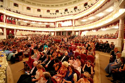 Белорусский Большой театр оперы и балета в Минске — подробная информация с  фото