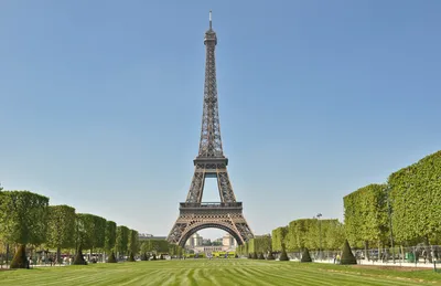 Эйфелева башня: устоявшийся символ Франции