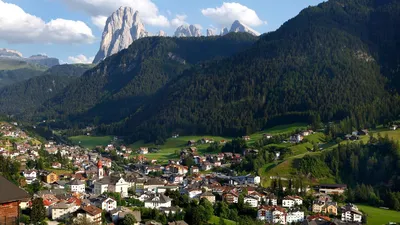 Ortisei, Italy | Val Gardena ski area, Dolomites | Albyn Davis | Flickr