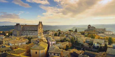 Orvieto, Italy on Film — Alexandra Knight Photography | Seattle Wedding  Photographer