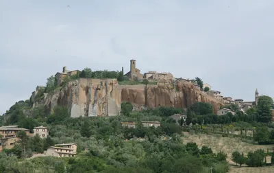 https://wanderwisdom.com/travel-destinations/Day-Trip-From-Rome-Orvieto