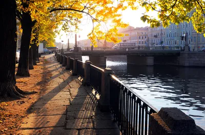 Красивый осенний город Санкт …» — создано в Шедевруме