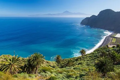 Пляжи, скалы и острова Испании Стоковое Изображение - изображение  насчитывающей океан, испания: 161222295