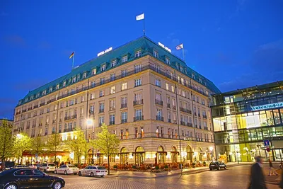 Отель Adlon Kempinski Берлин, Германия – забронировать сейчас, цены 2024  года