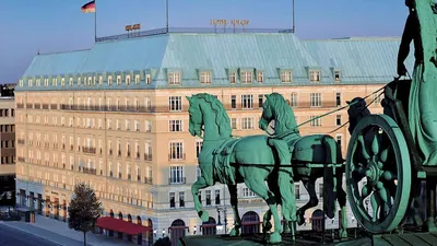 Отель Adlon Kempinski (Берлин, Германия) 5* — туры в отель Adlon Kempinski:  Цена, отзывы, фото гостиницы