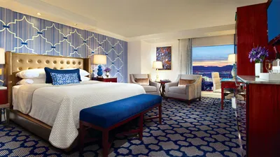 Why the Bellagio is My Favorite Hotel in Las Vegas! ⛲ - YouTube