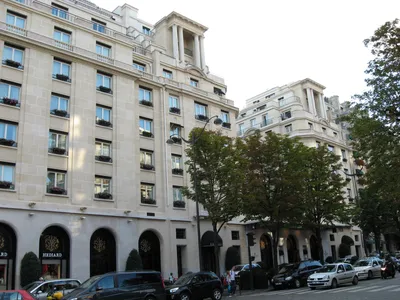 Luxury Hotel Paris | 5-Star | Four Seasons Hotel George V, Paris