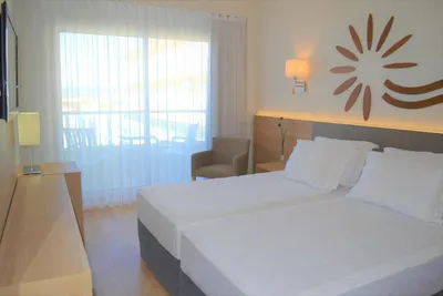 LAS VEGAS SALOU - BOOK 4-STAR ACCOMMODATION IN SALOU CITY CENTRE