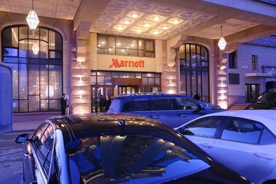 Grand Autograph Hotel Novosibirsk - Сделайте Ваши выходные незабываемыми  вместе с «Пакетом выходного дня» Novosibirsk Marriott Hotel! 🥂 ⠀ В  предложение входит: • проживание в номере «Стандарт» с видом на оперный  театр