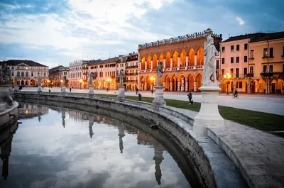 Italy, Italia. Veneto. Padova district. Padua, Padova. Prato della Valle  Stock Photo - Alamy