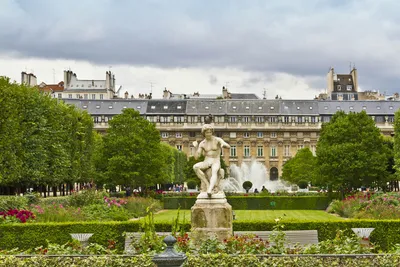 Дворец Пале-Рояль в Париже — фото, на карте, официальный сайт, адрес, как  добраться