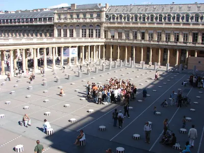 Пале-Рояль: как королевский дворец превратился в главный развлекательный  центр Парижа