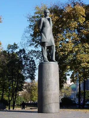 В Петербурге установили «безымянный» памятник Иосифу Бродскому - KP.RU