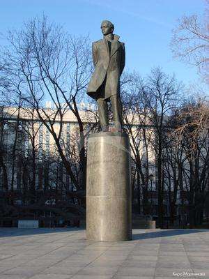 Памятник Иосифу Бродскому в Москве | Канал Мемориал | Дзен
