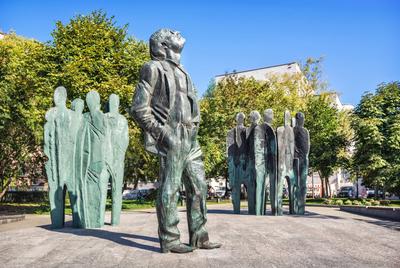 Памятник Иосифу Бродскому — Узнай Москву