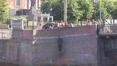 Памятник Чижику-Пыжику, Санкт-Петербург - «Похоже, что зимой Чижику-Пыжику  совсем одиноко на Фонтанке» | отзывы