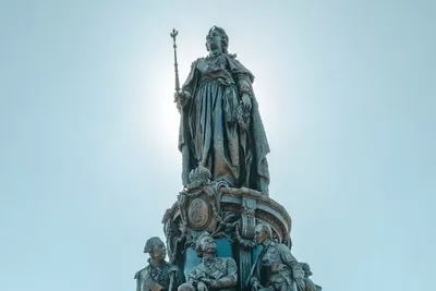 О Петербурге - Памятник Екатерине II