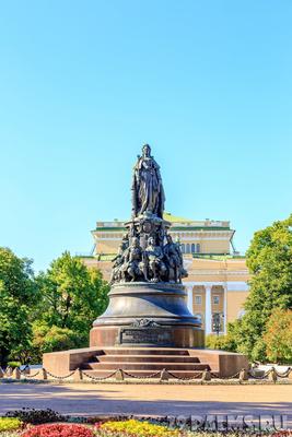 Памятник Екатерине II (Санкт-Петербург - Ленинградская область)