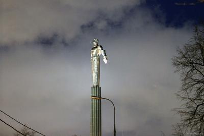 Памятник Юрию Гагарину отреставрируют - Московская перспектива
