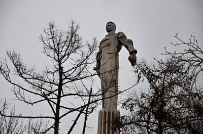 Ю. А. Гагарин, памятник, мемориал, Москва, площадь Гагарина — Яндекс Карты