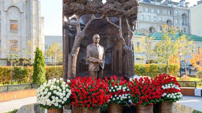 Памятник Каримову в Москве. Кто и зачем?