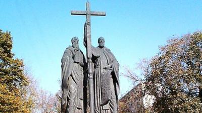 Торжественная церемония у памятника Кириллу и Мефодию в Москве - Новости