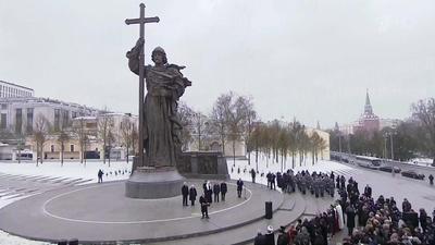 Открытие памятника князю Владимиру в Москве должно состояться 4 ноября –  Коммерсантъ