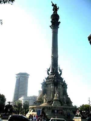 Памятник Христофору Колумбу в Барселоне: фото, описание