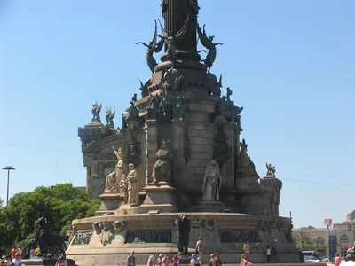 История памятника Колумбу в Барселоне
