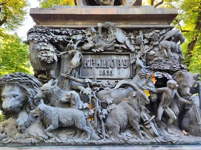 Памятник Крылову в Летнем саду | Санкт-Петербург | Культурный туризм