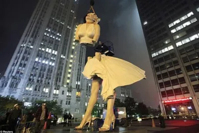 Статуя Мэрилин Монро в Чикаго.... - Интеллектуальный юмор | Facebook