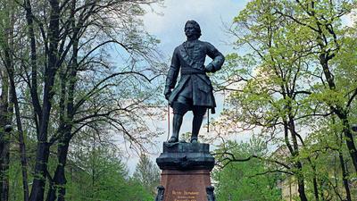Памятник Петру I (Измайлово) — Википедия