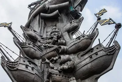 Артемий Лебедев раскритиковал один из самых известных памятников в Москве -  Мослента