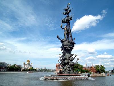 Памятник Петру I - речные достопримечательности Москвы