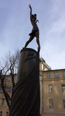 В Москве открыт памятник балерине Майе Плисецкой