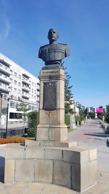 В Новосибирске собираются перенести памятник Александру Покрышкину | ИА  Красная Весна