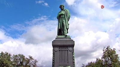 Файл:Памятник Пушкину в Москве на Пушк.пл.IMG6813 2008 e1t.jpg — Википедия