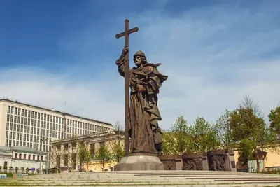 Памятник Владимиру Великому в Москве: информация и фото, где находится Памятник  Владимиру Великому в Москве