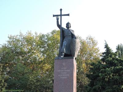 Шукач | Памятник Владимиру Великому в г.Москве
