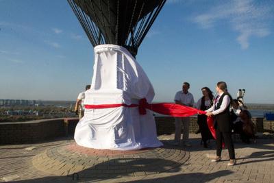 Нижегородская вкусовщина - первый памятник в Жюль Верну открылся в Нижнем  Новгороде
