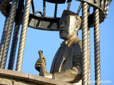 Памятник Жюлю Верну в Нижнем Новгороде, ул. Заломова, 2 - фото, отзывы  2024, рейтинг, телефон и адрес