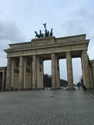 Памятник жертвам Холокоста - Достопримечательности Берлина