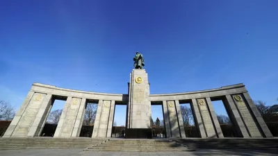 Надгробные памятники в Германии - большой выбор - доступные цены