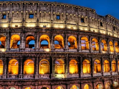 Власти Италии увеличили штрафы за порчу памятников до 60 000 евро | ДЕЛОВАЯ  ЕВРОПА – Новости Чехии