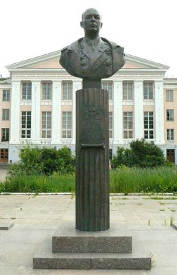 Памятник Коту Казанскому - любимец объективов