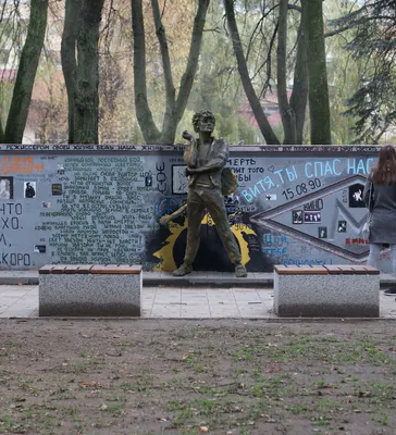 Памятник Якубу Коласу в Минске | Планета Беларусь
