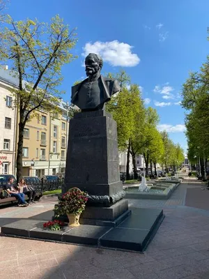 Стеклянный памятник С-5 купить в Минске — Цены и фото