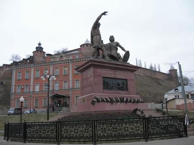 Экскурсии по храмам Нижнего Новгорода в 2024 году🧭, цены на туры от 455  руб. на март—апрель