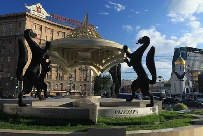 Памятник Николаю II в Новосибирске: дань памяти или неуместная провокация?