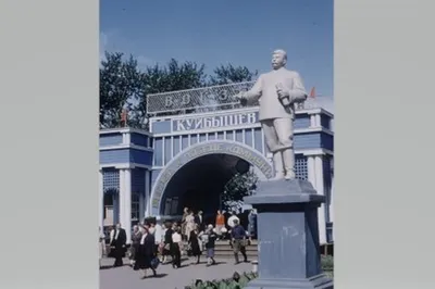 Памятник Владимиру Высоцкому, Самара: лучшие советы перед посещением -  Tripadvisor